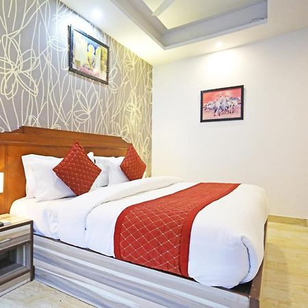 Hotel The Best Near Delhi Airport ニューデリー エクステリア 写真