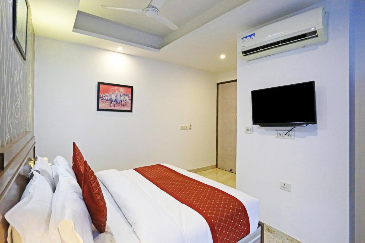 Hotel The Best Near Delhi Airport ニューデリー エクステリア 写真