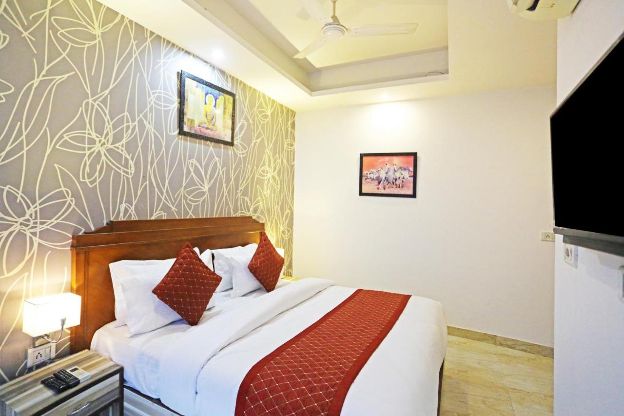 Hotel The Best Near Delhi Airport ニューデリー エクステリア 写真