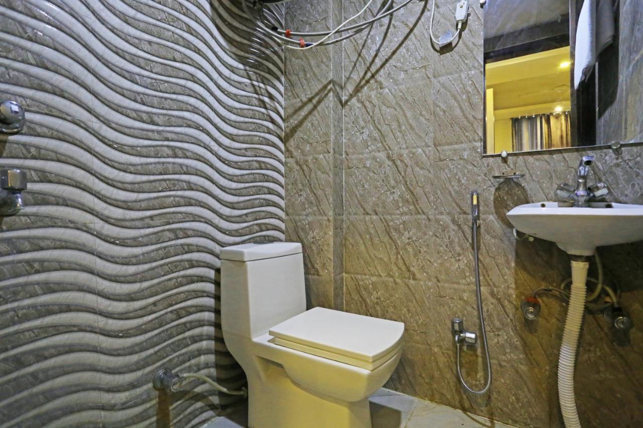 Hotel The Best Near Delhi Airport ニューデリー エクステリア 写真