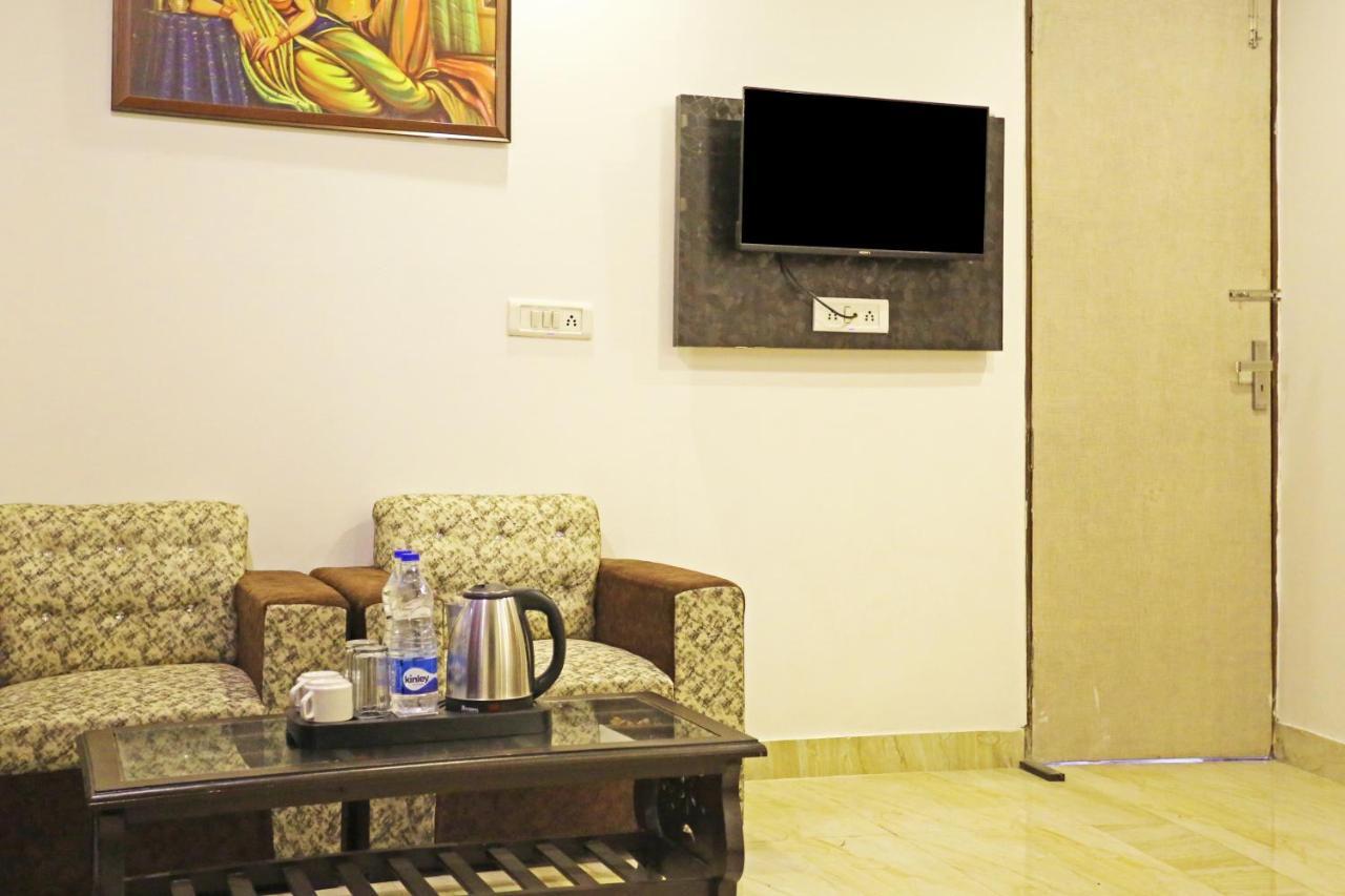 Hotel The Best Near Delhi Airport ニューデリー エクステリア 写真